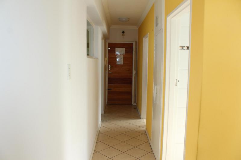 2 Bedroom Property for Sale in Oostersee Western Cape